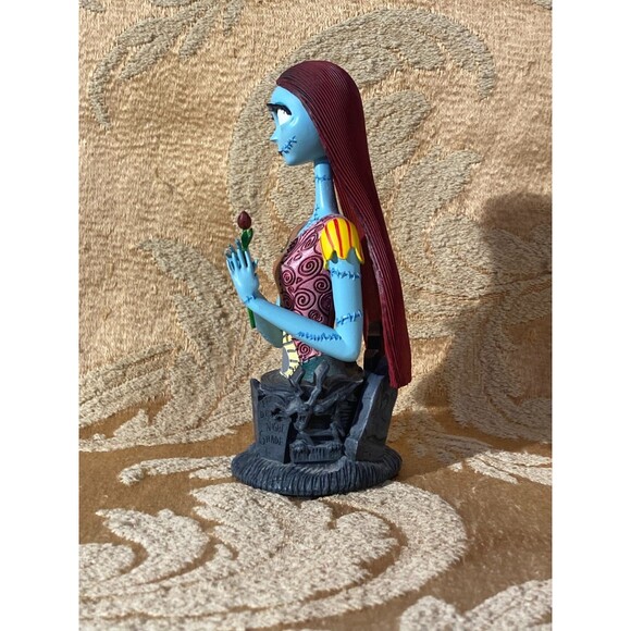 Nightmare Before Christmas Sally Resin Bust Diamond Select Toys #1087/3000 - Picture 3 of 8